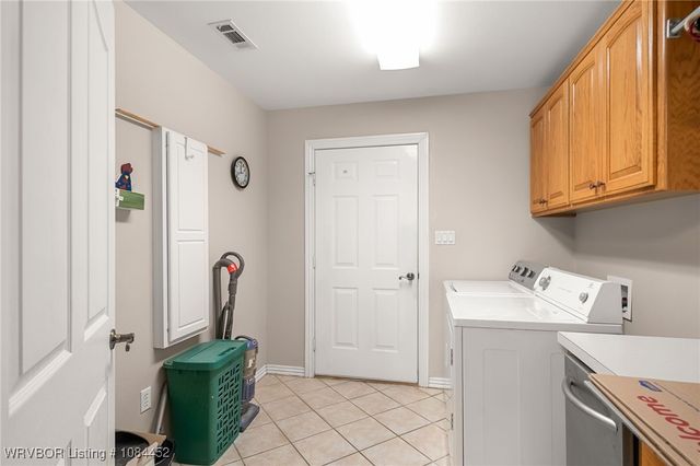 1704 Broaddrick Lane, Van Buren, AR 72956