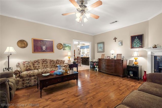 1704 Broaddrick Lane, Van Buren, AR 72956