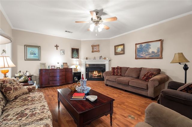 1704 Broaddrick Lane, Van Buren, AR 72956