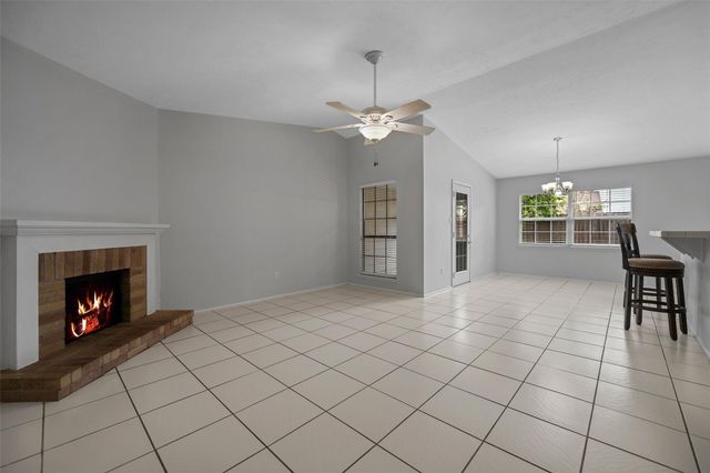 10122 Green Valley Lane, Houston, TX 77064