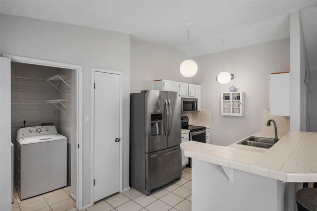 10122 Green Valley Lane, Houston, TX 77064