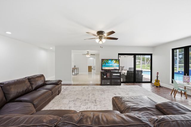 11200 NW 33rd Street, Coral Springs, FL 33065