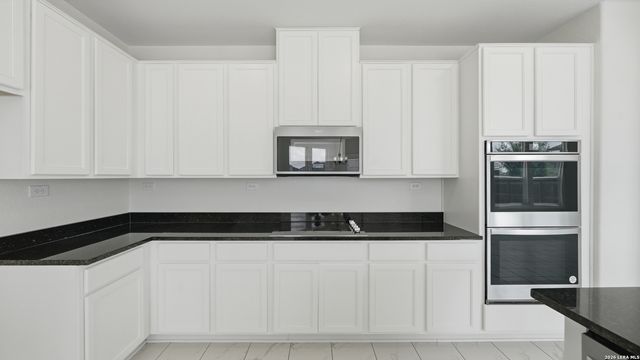 7826 KINGFISHER LNDG, San Antonio, TX 78253