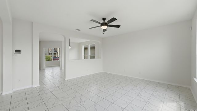 7826 KINGFISHER LNDG, San Antonio, TX 78253