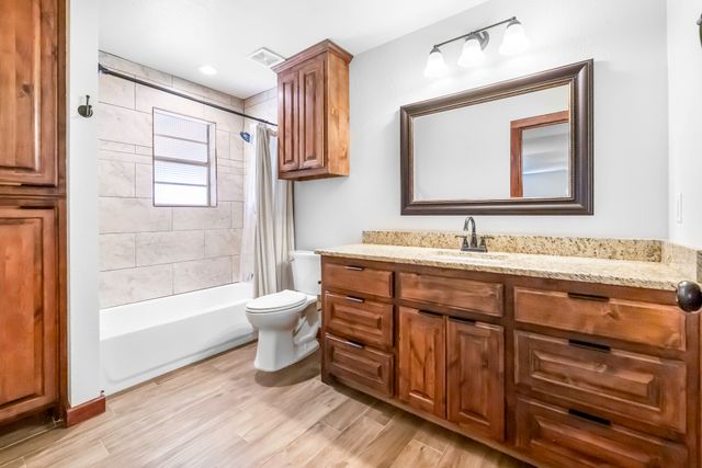 436 E El Camino Real, Weatherford, TX 76087