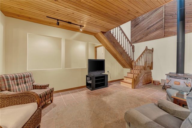 11836 White Oak Drive, Garfield, AR 72732