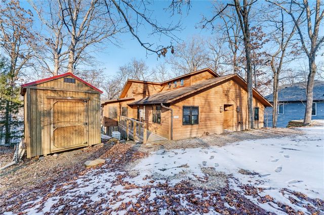 11836 White Oak Drive, Garfield, AR 72732