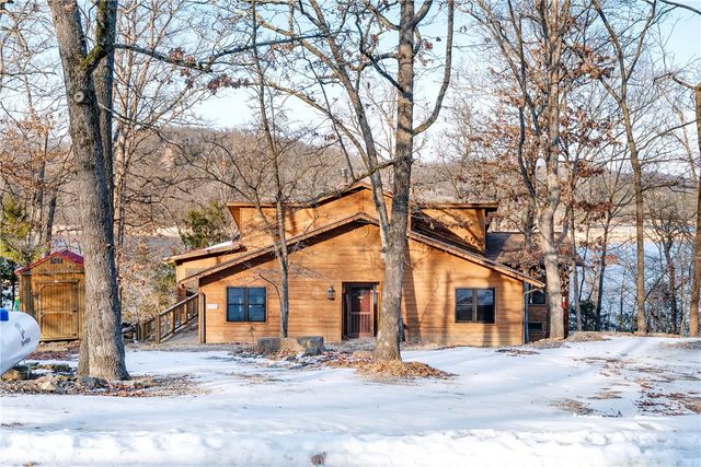 11836 White Oak Drive, Garfield, AR 72732