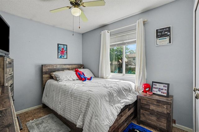 1152 E 12th Street, Holland, MI 49423