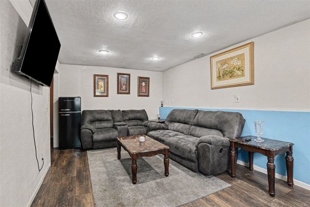 1152 E 12th Street, Holland, MI 49423