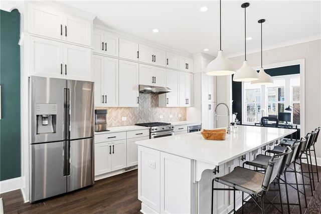 643 Brennan Drive, Decatur, GA 30033