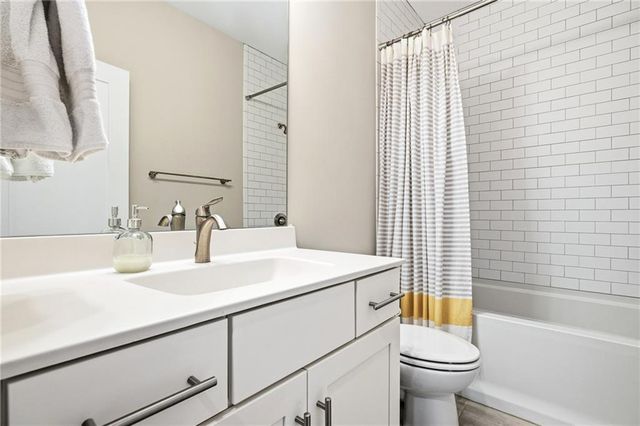 643 Brennan Drive, Decatur, GA 30033