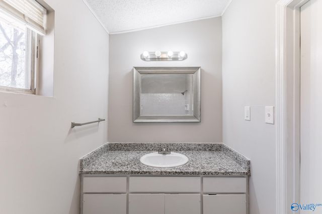 2710 Dry Creek Drive NW, Huntsville, AL 35810