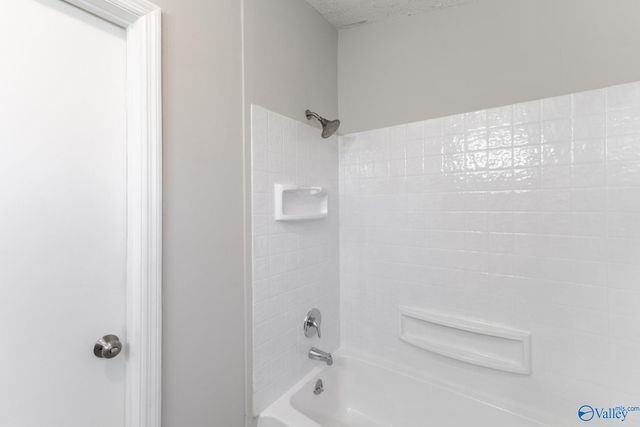 2710 Dry Creek Drive NW, Huntsville, AL 35810