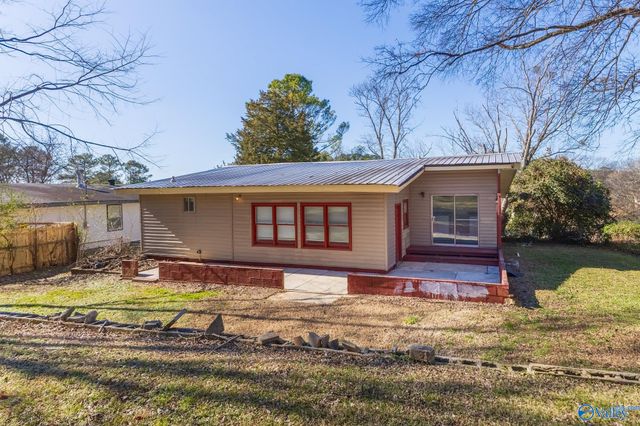 2710 Dry Creek Drive NW, Huntsville, AL 35810