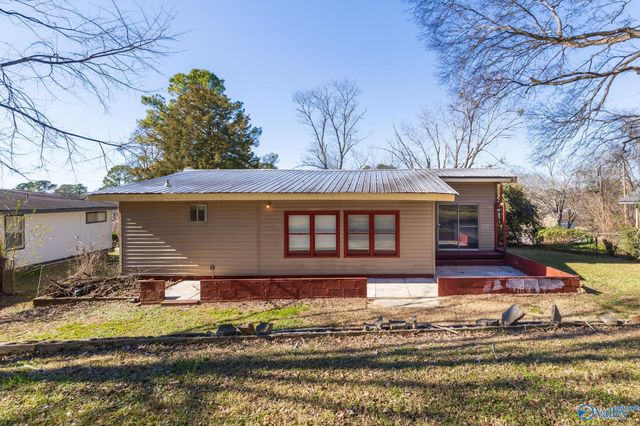 2710 Dry Creek Drive NW, Huntsville, AL 35810