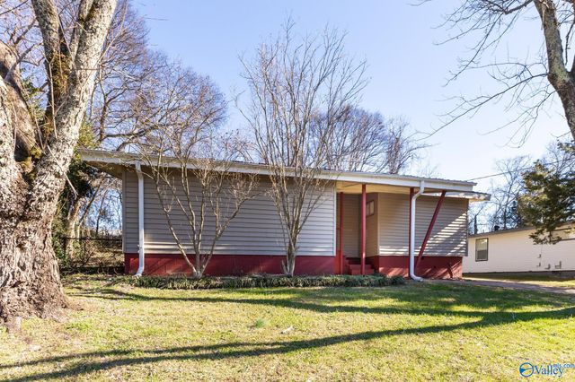 2710 Dry Creek Drive NW, Huntsville, AL 35810