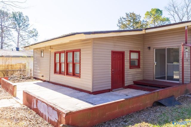 2710 Dry Creek Drive NW, Huntsville, AL 35810