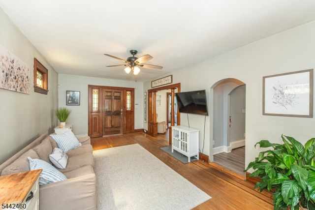 975 Maurice Ave, Rahway City, NJ 07065
