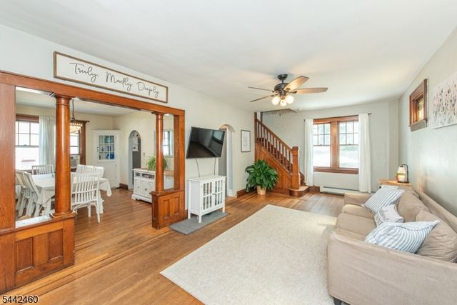 975 Maurice Ave, Rahway City, NJ 07065