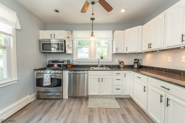 975 Maurice Ave, Rahway City, NJ 07065