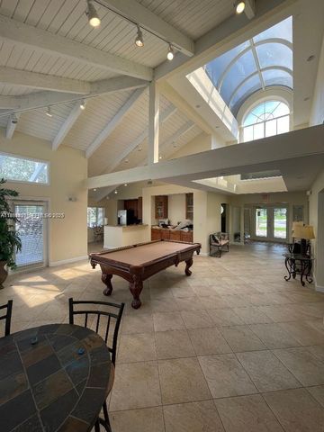 621 Lyons Rd 9201, Coconut Creek, FL 33063