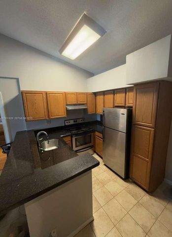 621 Lyons Rd 9201, Coconut Creek, FL 33063