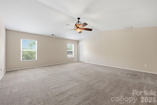 3902 Larkhaven Village Drive, Charlotte, NC 28215