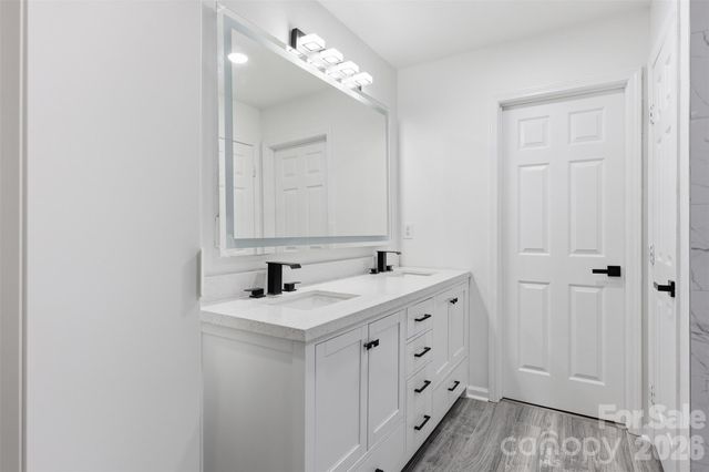 3902 Larkhaven Village Drive, Charlotte, NC 28215