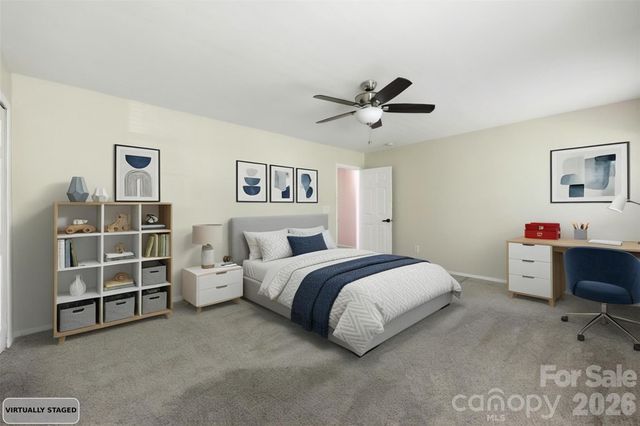 3902 Larkhaven Village Drive, Charlotte, NC 28215