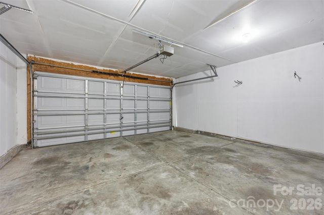 3902 Larkhaven Village Drive, Charlotte, NC 28215