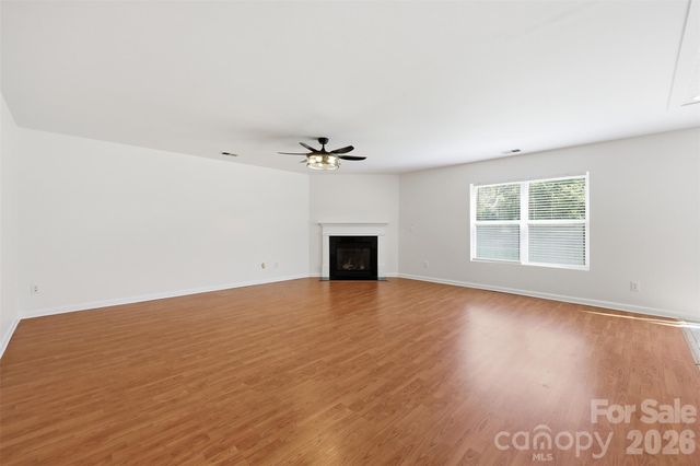 3902 Larkhaven Village Drive, Charlotte, NC 28215