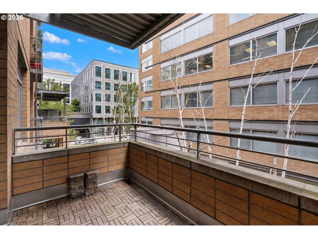 701 COLUMBIA St 314, Vancouver, WA 98660