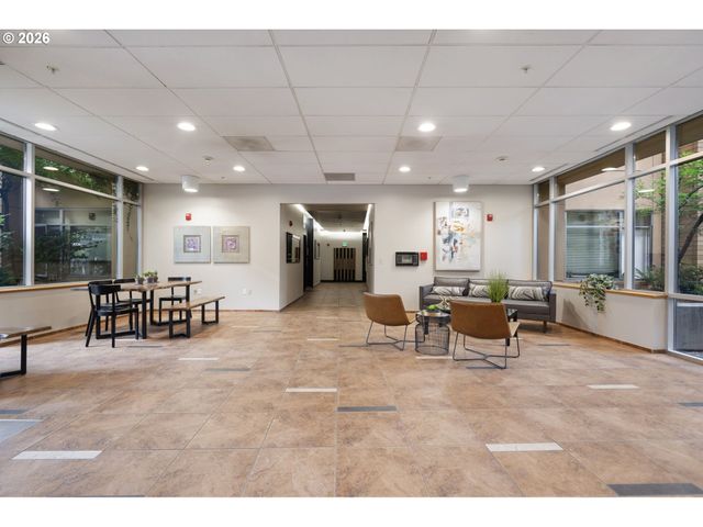 701 COLUMBIA St 314, Vancouver, WA 98660