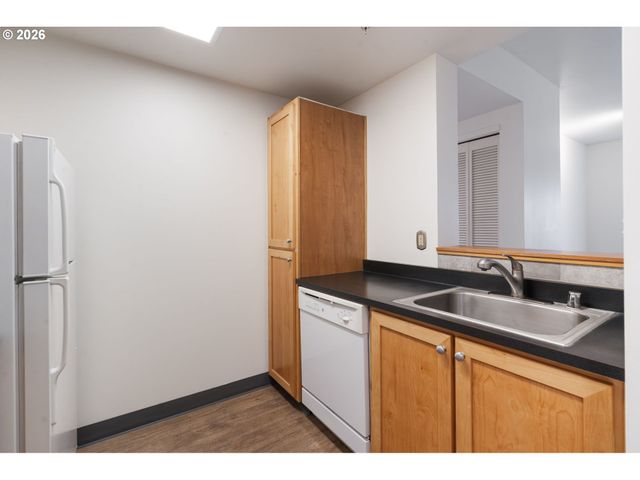 701 COLUMBIA St 314, Vancouver, WA 98660