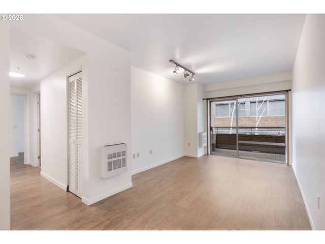 701 COLUMBIA St 314, Vancouver, WA 98660
