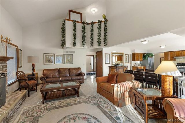 46850 Barbara Drive, Macomb, MI 48044
