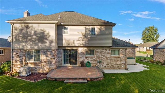 46850 Barbara Drive, Macomb, MI 48044