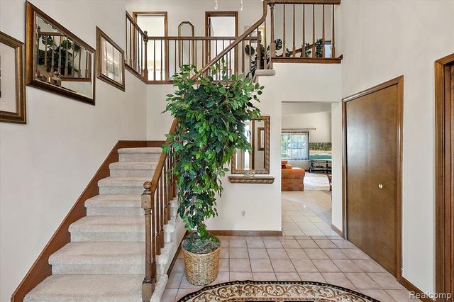 46850 Barbara Drive, Macomb, MI 48044