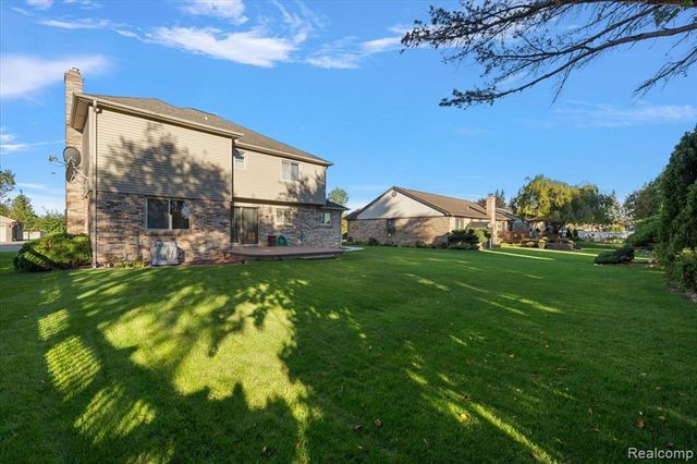 46850 Barbara Drive, Macomb, MI 48044