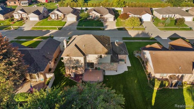 46850 Barbara Drive, Macomb, MI 48044