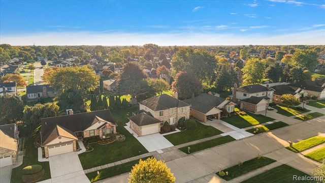 46850 Barbara Drive, Macomb, MI 48044