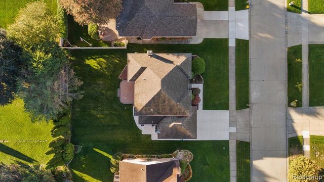 46850 Barbara Drive, Macomb, MI 48044