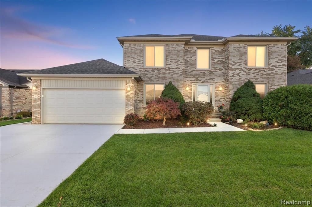 46850 Barbara Drive, Macomb, MI 48044
