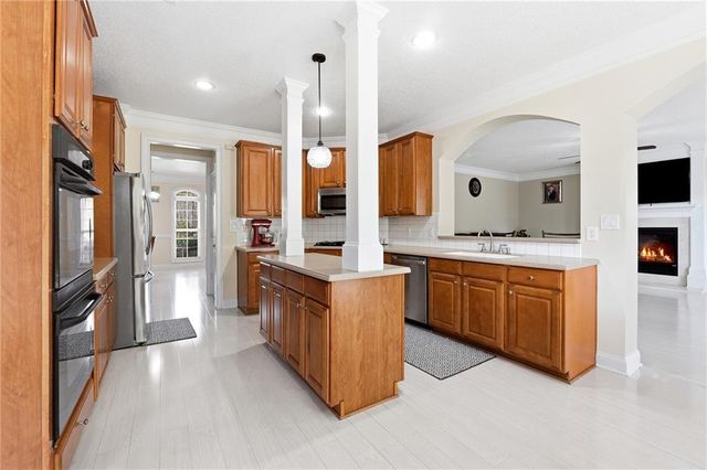 100 Saint Clair Court, Fayetteville, GA 30214