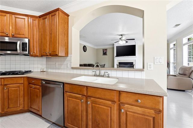 100 Saint Clair Court, Fayetteville, GA 30214