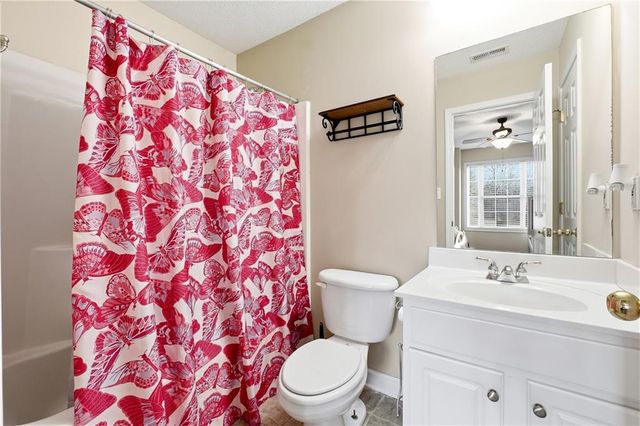 100 Saint Clair Court, Fayetteville, GA 30214