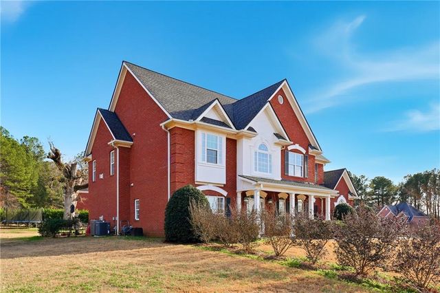 100 Saint Clair Court, Fayetteville, GA 30214