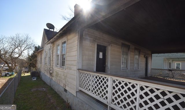 68 Poplar Street, Porterdale, GA 30014