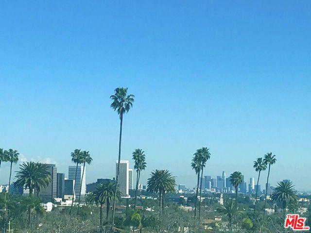 304 S Elm Drive 303, Beverly Hills, CA 90212